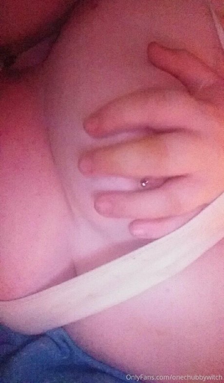 onechubbywitch HD女優 写真