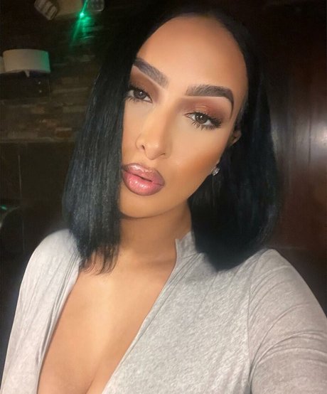 Omaima Benamre ポルノスター xxx 画像