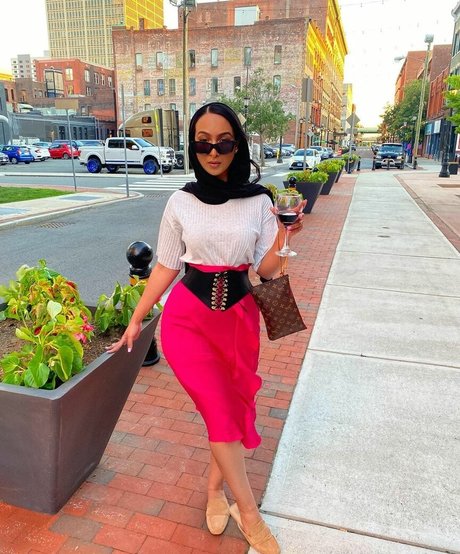 Omaima Benamre 素敵な女優 写真