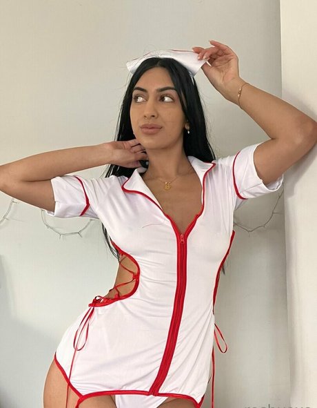Resh セクシーモデル 画像