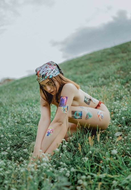 Olia Malyuchenko 美しい女優 写真