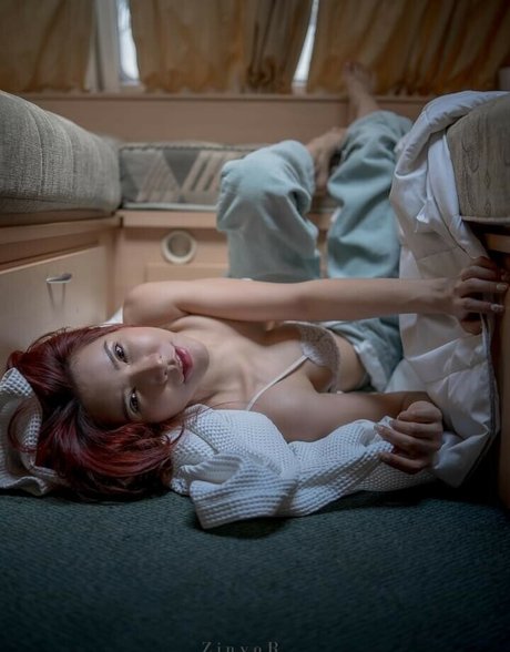 Eyealive セクシー女優 写真