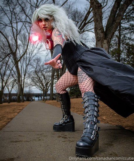 canadiancomiccutie アートモデル ギャラリー