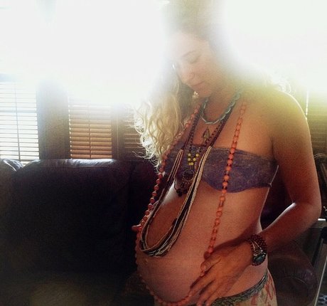 Hallee Hirsh ホットモデル 写真