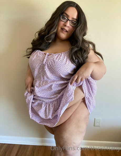 thicktiffany 無料スター 写真