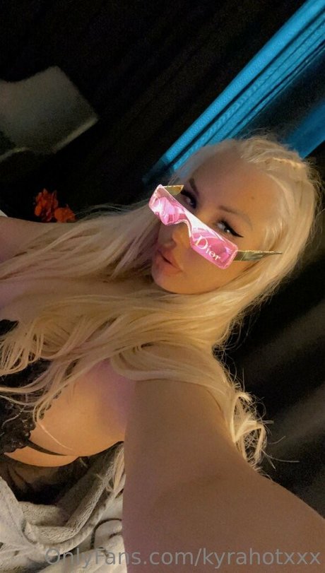 Kyra Hot ポルノスター 写真