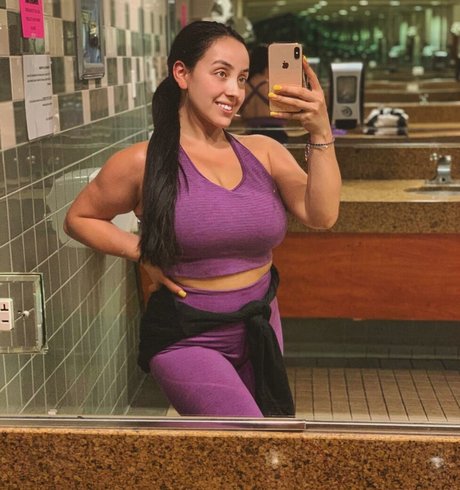 Alissandra Segura HDモデル 写真