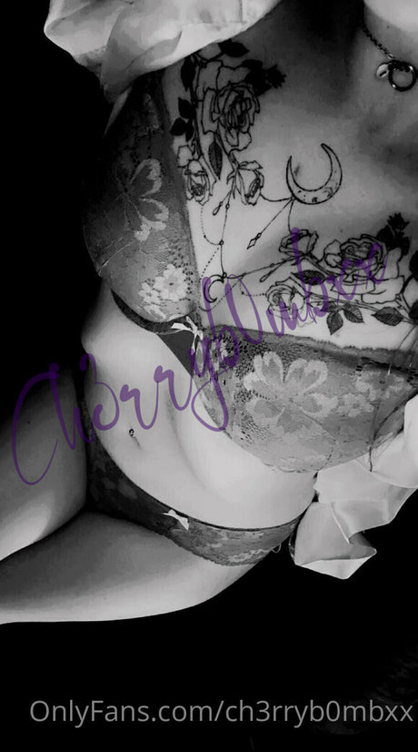 アジアンシスターOnlyFans セクシーヌード ギャラリー