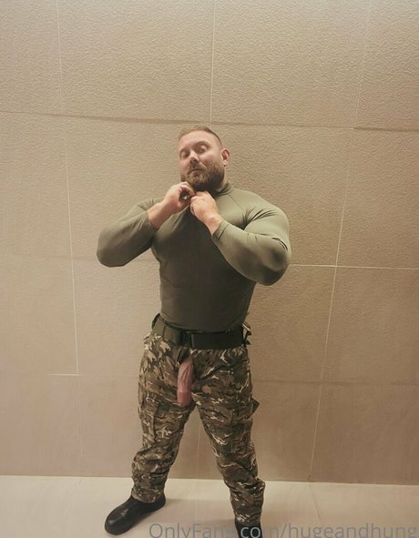 hugeandhung セクシーモデル 写真