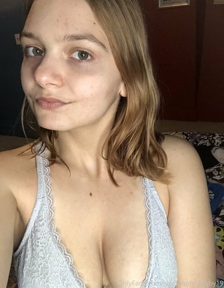 Savannahmalaby19 トップモデル 画像