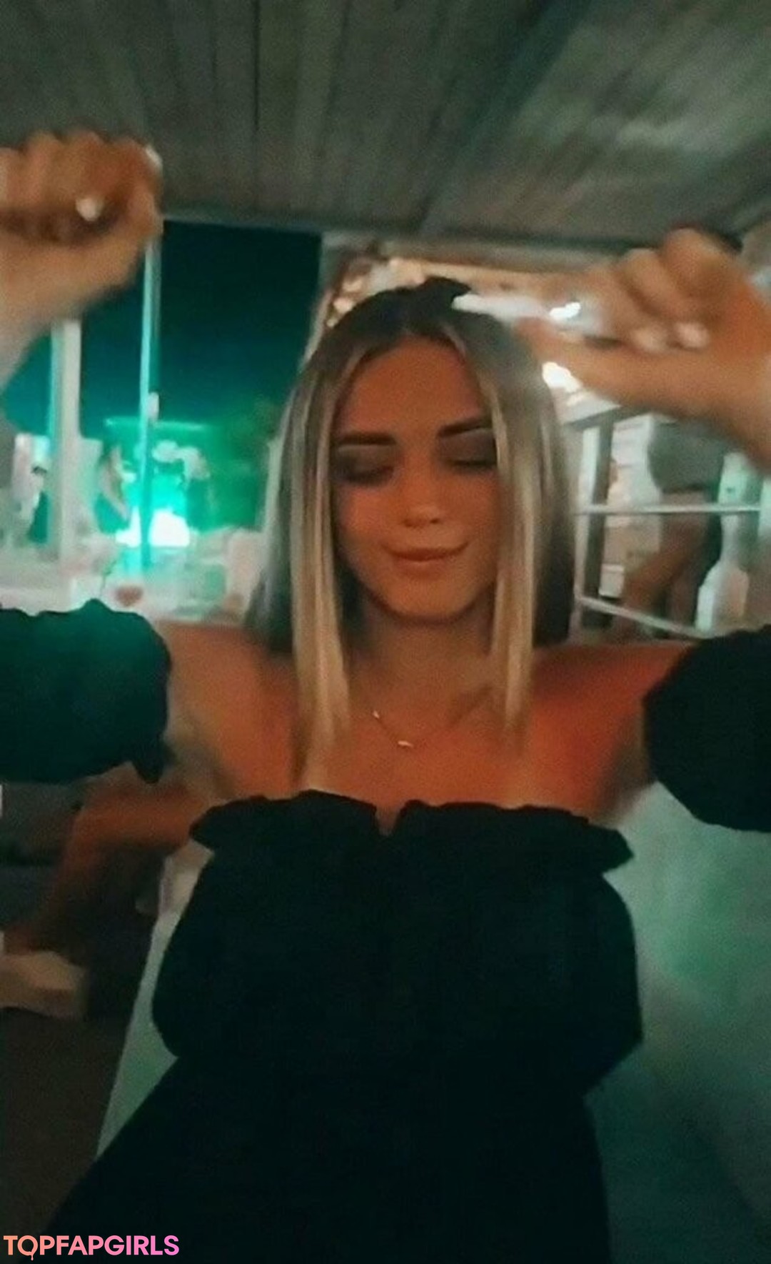 BBC売春婦OnlyFans セクシーヌード 写真