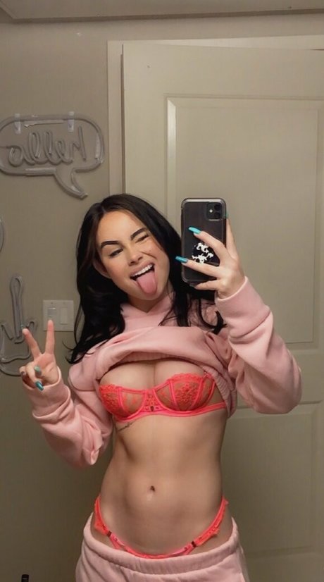 Sofia Porzio セクシーなポルノスター ギャラリー