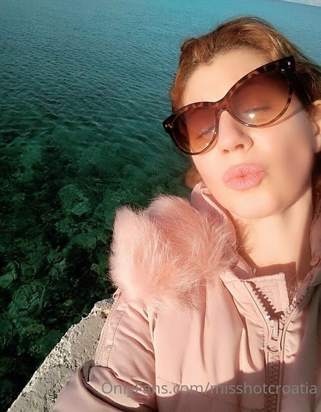 misshotcroatia 美しいポルノスター 写真