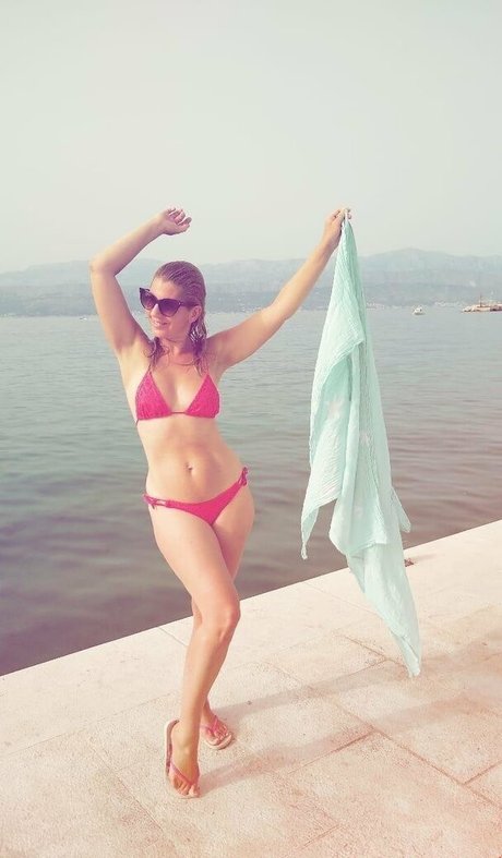 misshotcroatia アートモデル 写真