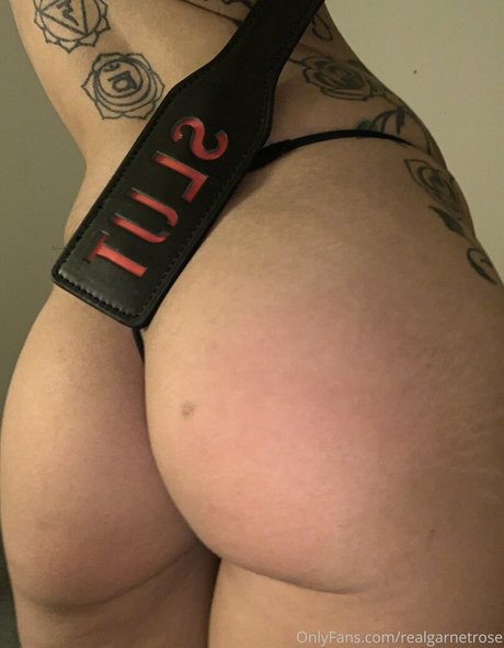 realgarnetrose セックススター 画像