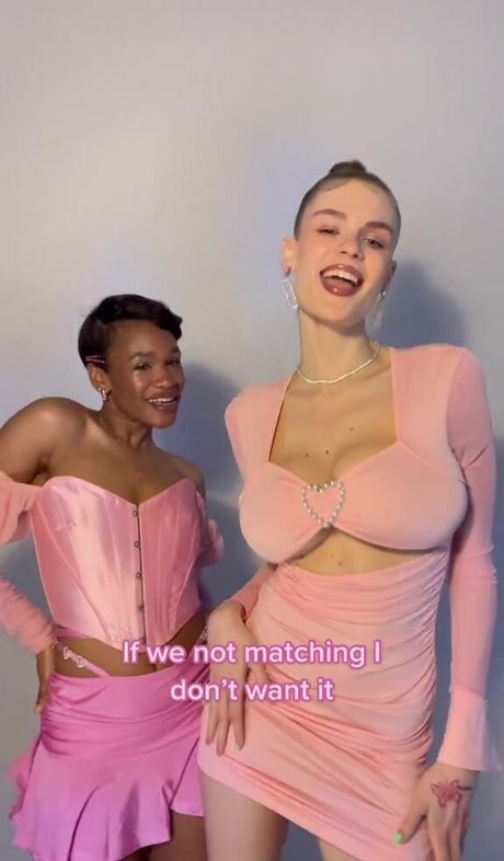 Alex Elizabeth Ljadov 素敵なスター 写真