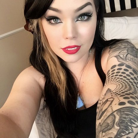 Suzy Berhow ポルノスター ベスト 写真