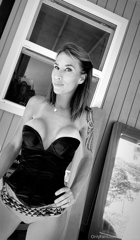 Lyssa Chapman 美しいモデル 写真