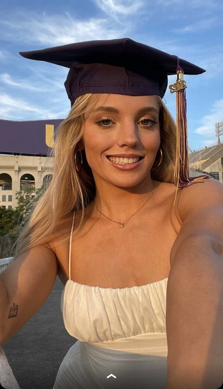 Reagan Campbell 完璧なスター 写真