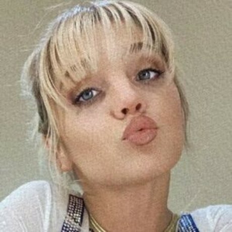 Reagan Campbell ホットなポルノスター 写真