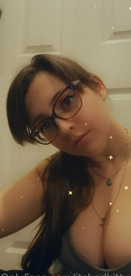 Itsbadkittyof トップポルノスター 写真