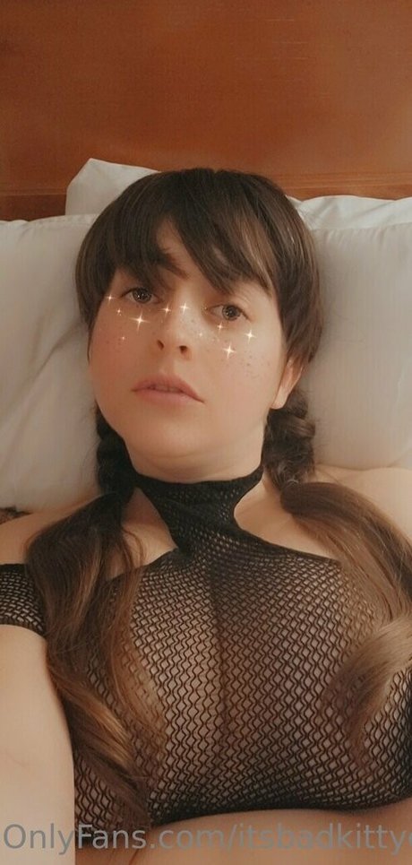 Itsbadkittyof セックスポルノスター 画像