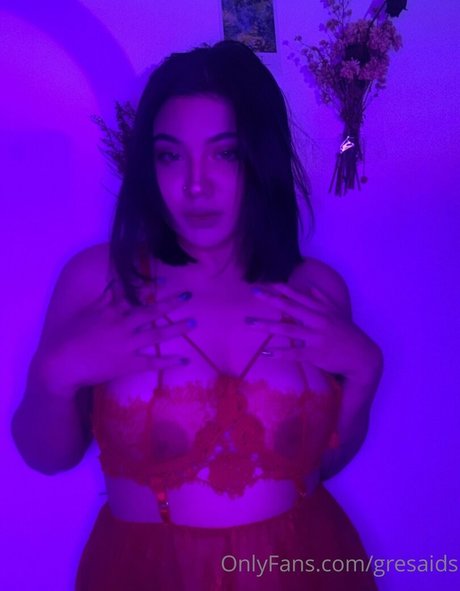 gresaids ポルノスター 素敵 写真