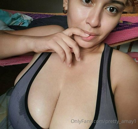 Amay ホットなポルノスター 写真