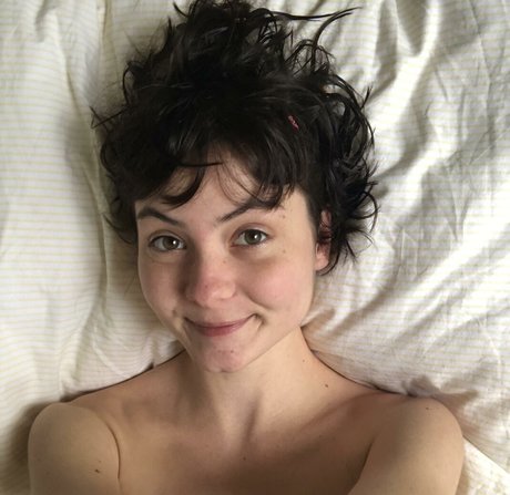 bloomhypercutepirate エロティック女優 写真