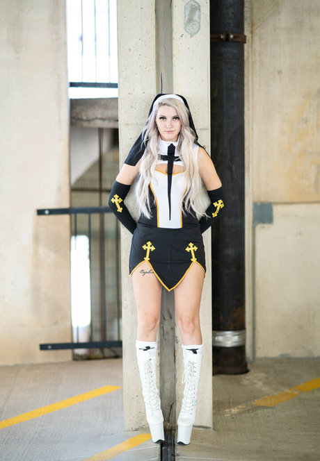 Captainraelynn xxxモデル 写真