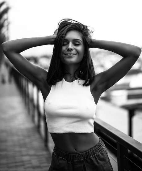 Alyssa Lynch アダルトモデル ギャラリー