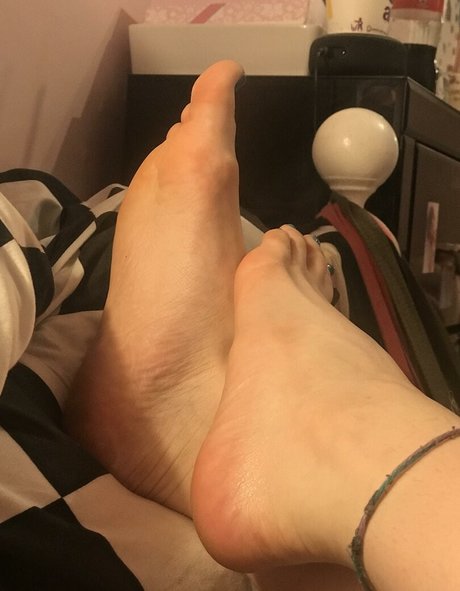 Hahahahelp me セックスモデル 写真