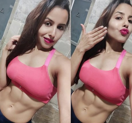 Ankita Singh ホットなポルノスター 画像