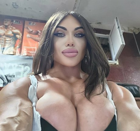 Nataliya Amazonka 高品質モデル 画像