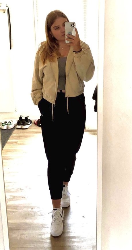 Aline Zwahlen 可愛いモデル 画像