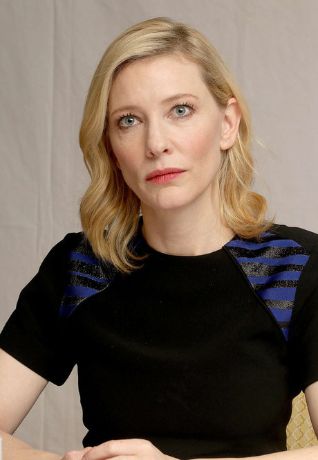 Cate Blanchett ホットなポルノスター 写真