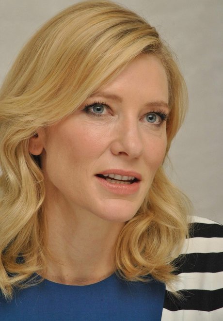 Cate Blanchett セクシーなポルノスター 写真