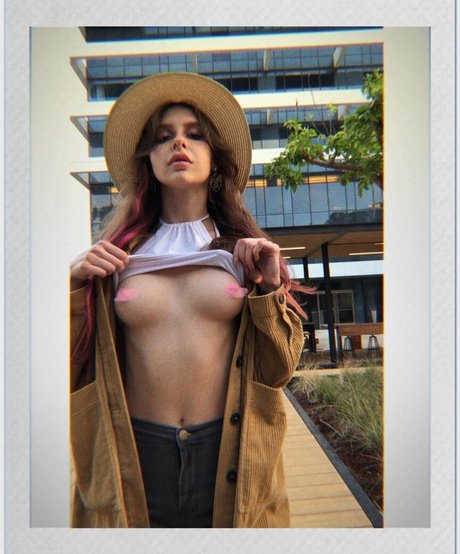 Helga Briman アートスター 写真