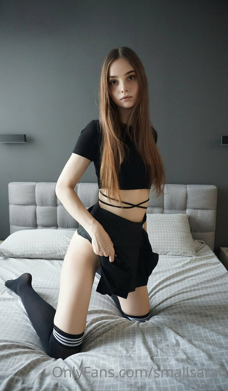 smallsarah 女優 写真