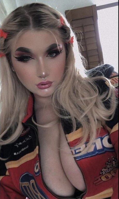Sophie C profile image