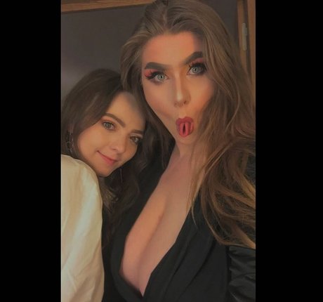 Sophie C エロティックなスター 写真