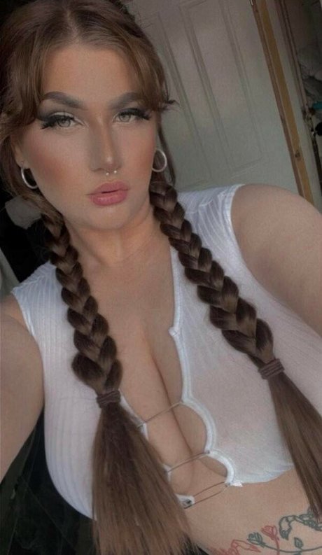 Sophie C 無料モデル 写真