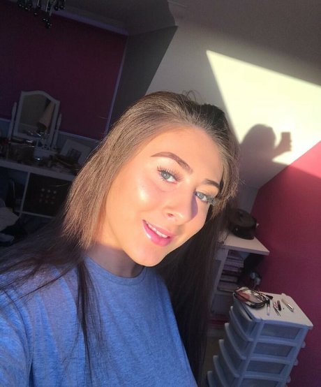 ロシアのお母さんOnlyFans 可愛い 写真