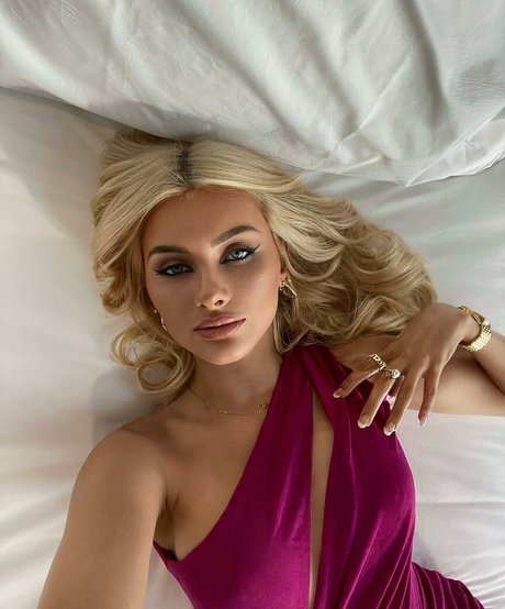 Jami Knight  ヌードのポルノスター 写真