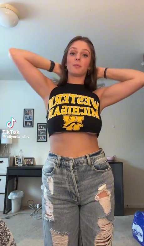 Efiyenia Stavropoulos スターセックス 画像