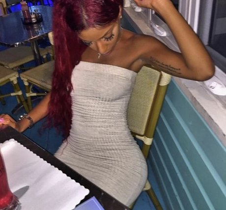 Realamarie 高品質モデル 画像