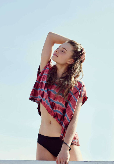 Kristine Froseth 無料モデル 画像
