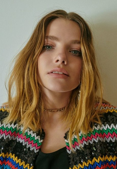Kristine Froseth 完璧な女優 画像