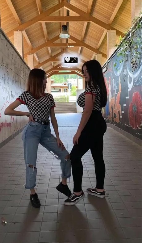 vittoriarubeo ポルノスター xxx 写真