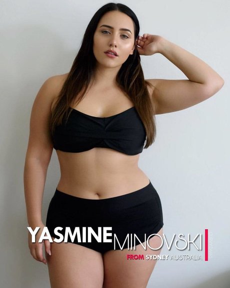 Yasmine MInovski ポルノスター アダルト 写真